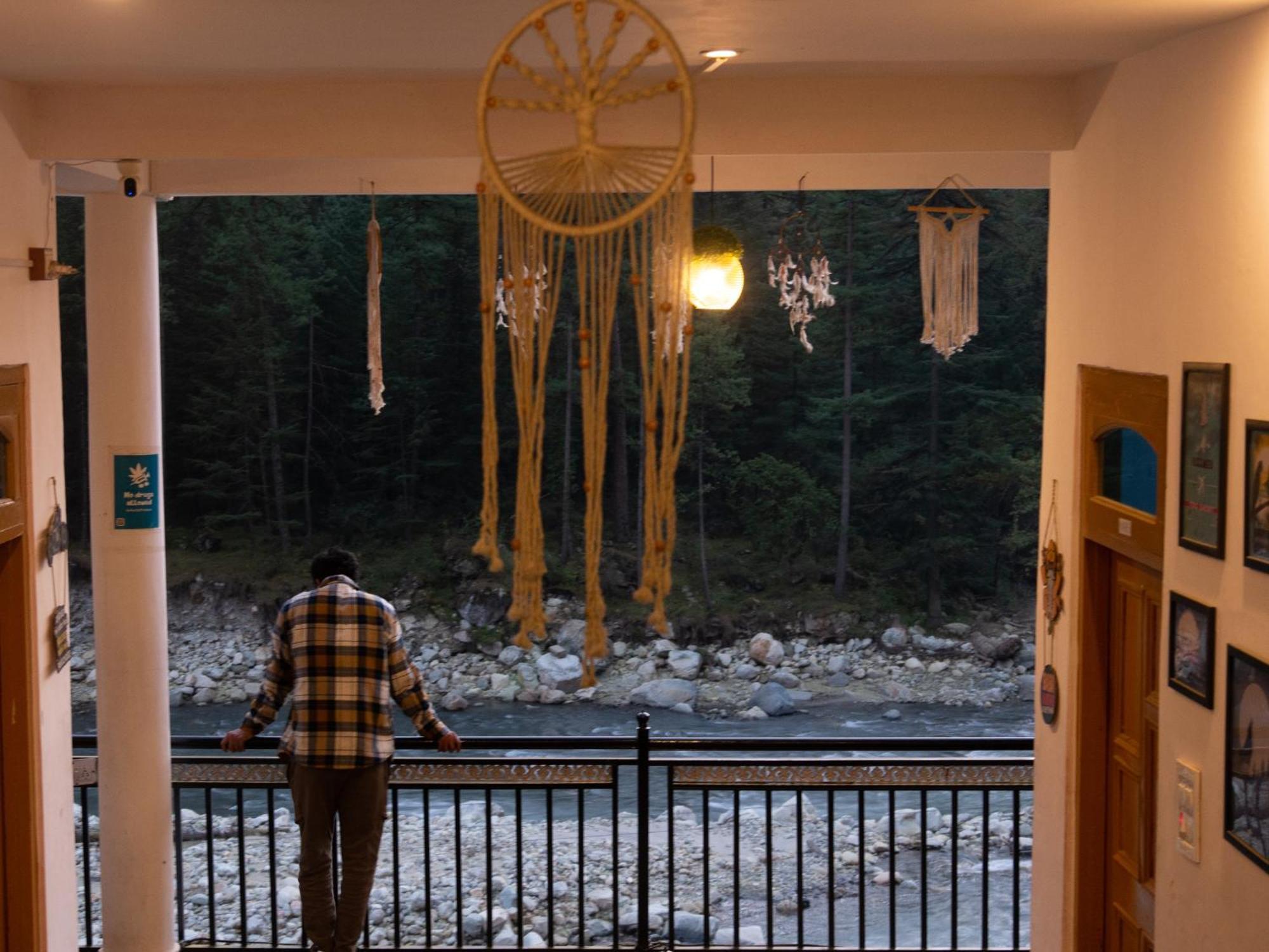 Wabi Sabi Riverside Hostel Kasol Εξωτερικό φωτογραφία